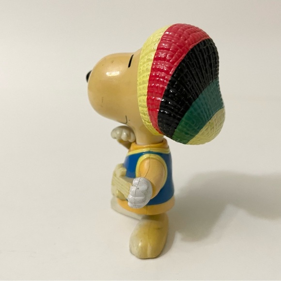 Vintage Snoopy World Tour Jamaica - Picture 2 of 9
